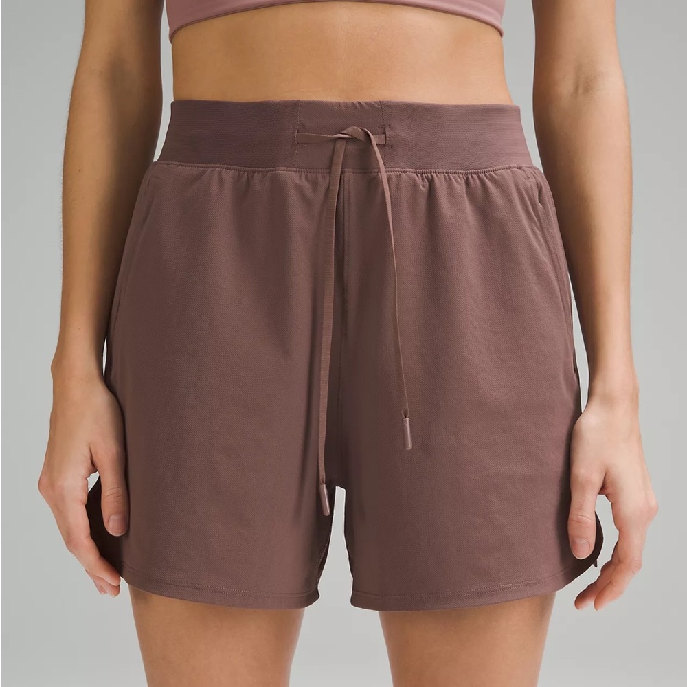 Lululemon License to Train High-Rise Short 4"